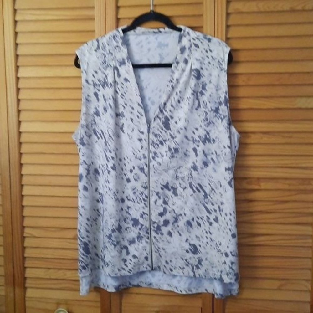Tahari Beige Grey Sleeveless Zipper Closure Blouse Size 1X